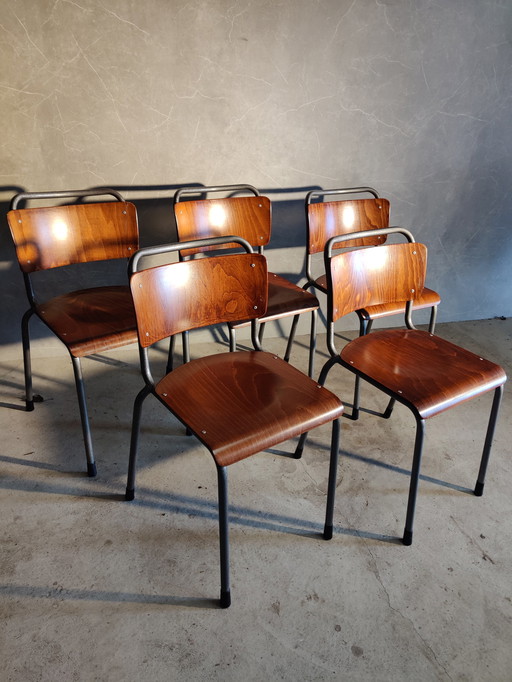 5x Gispen TU Delft 106 schoolstoelen