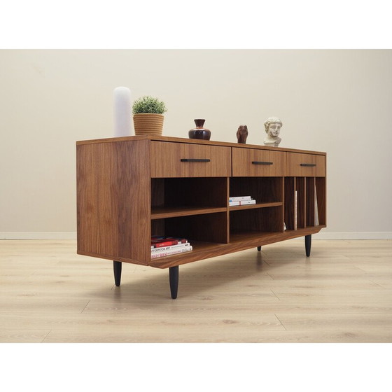 Image 1 of Scandinavisch vintage walnoten dressoir