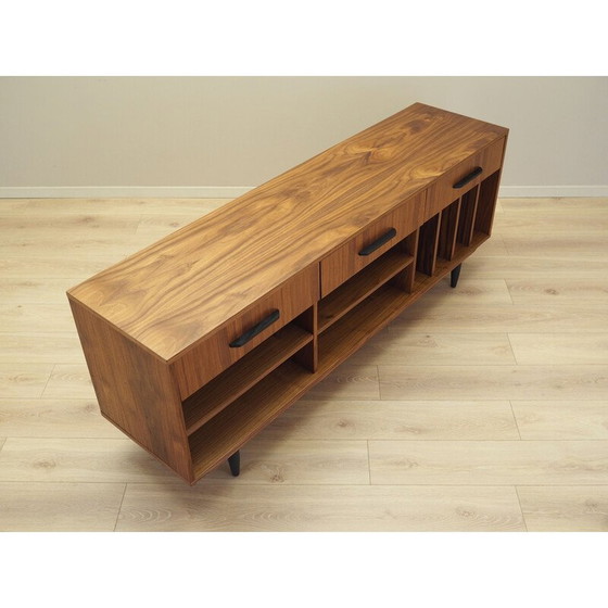 Image 1 of Scandinavisch vintage walnoten dressoir