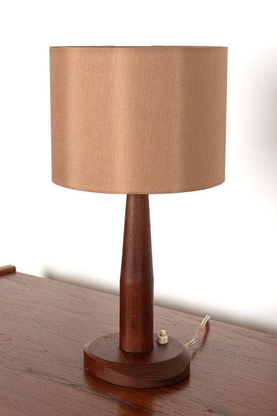 Image 1 of Teak tafellampje uit Denemarken