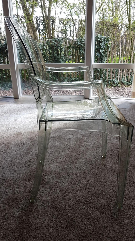 Image 1 of Kartell Louis Ghost green by Philippe Starck stoel