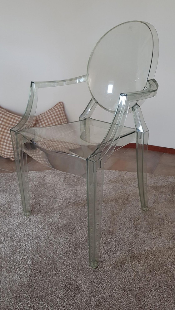 Image 1 of Kartell Louis Ghost green by Philippe Starck stoel