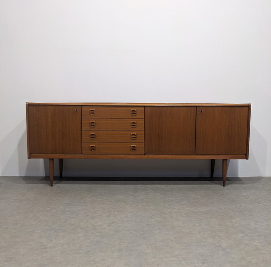 Image 1 of Prachtig Scandinavisch dressoir