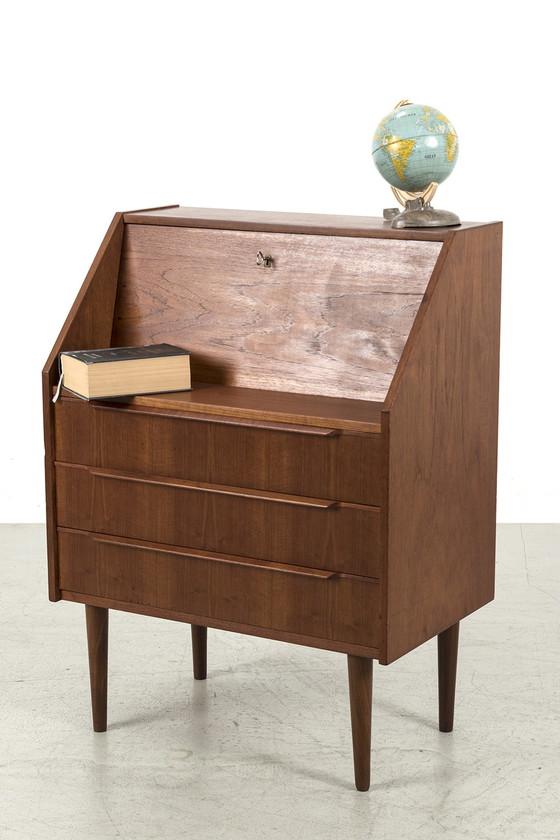 Image 1 of Deense secretaire