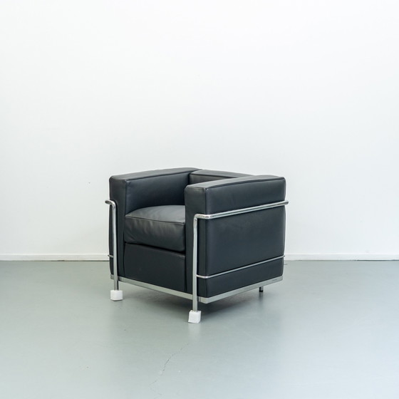 Image 1 of Cassina LC2 fauteuil by Le Corbusier