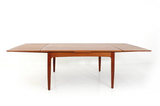 Image 1 of Svend Aage Madsen XXL Deense teakhouten eettafel van K. Knudsen & Son, extra breed