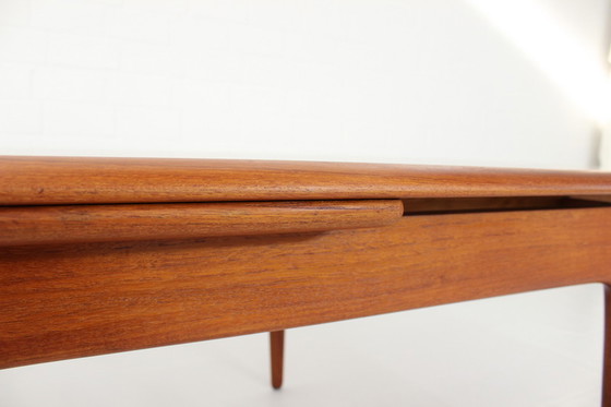 Image 1 of Svend Aage Madsen XXL Deense teakhouten eettafel van K. Knudsen & Son, extra breed