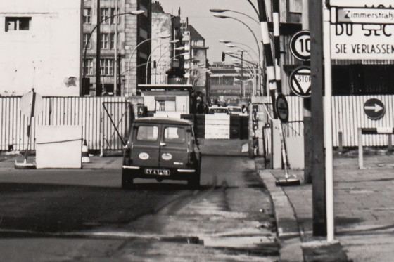 Image 1 of Robbert Frank Hagens | Checkpoint Charlie | Berlin 1976