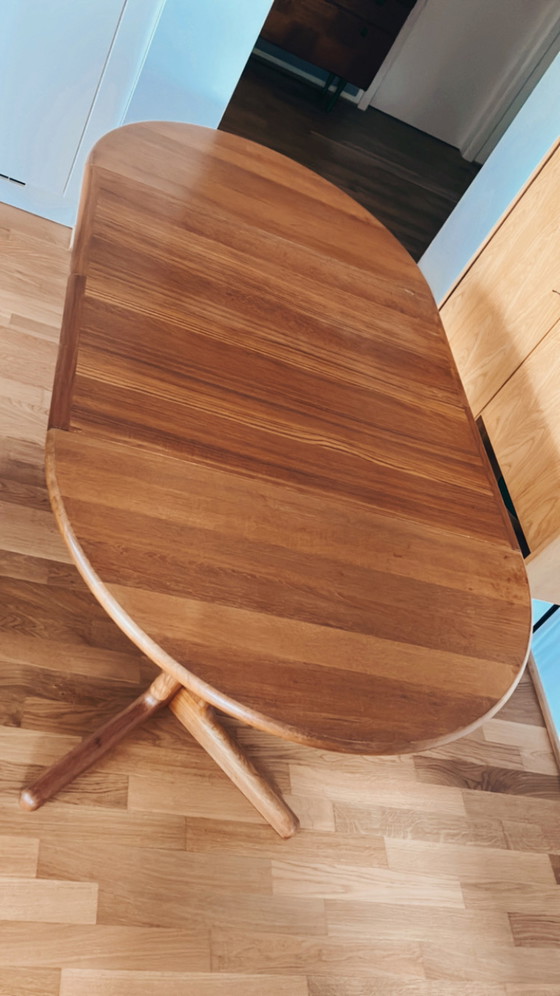 Image 1 of Massief houten midcentury tafel + stoelen