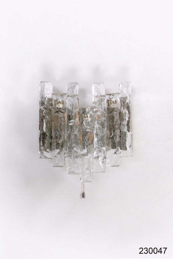 Image 1 of Kristallen ijsglas wandlamp ontwerp van J. T. Kalmar 1960