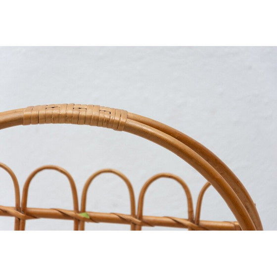 Image 1 of Mid century rotan tijdschriftenrek van Jan Kalous voor Úluv, Tsjecho-Slowakije 1960