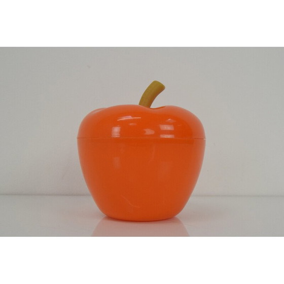Image 1 of Mid-eeuwse plastic appelkist, Tsjecho-Slowakije 1970