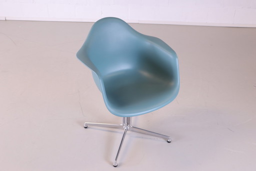 Vitra eames plastic armchair DAL ocean blauw/groen