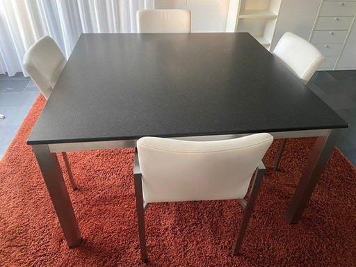 Bordo Vierkante Eettafel