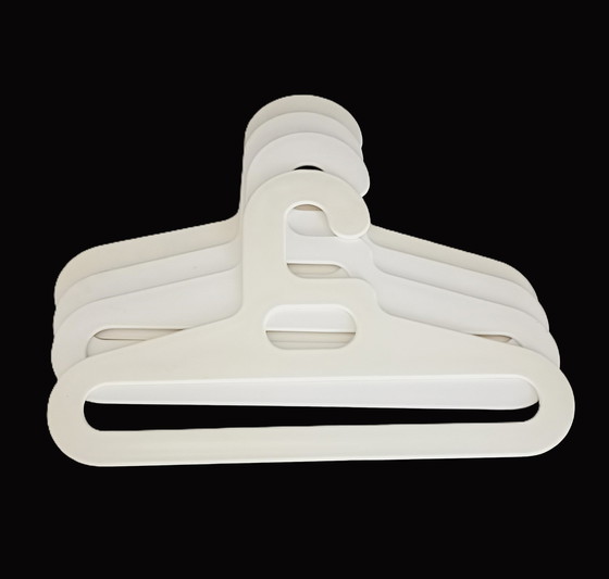 Image 1 of Vier Zestiger Jaren Tomado Kleerhangers 