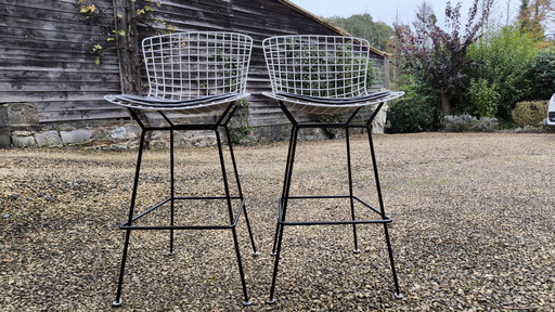 2X Knoll baarstoel van Harry Bertoia