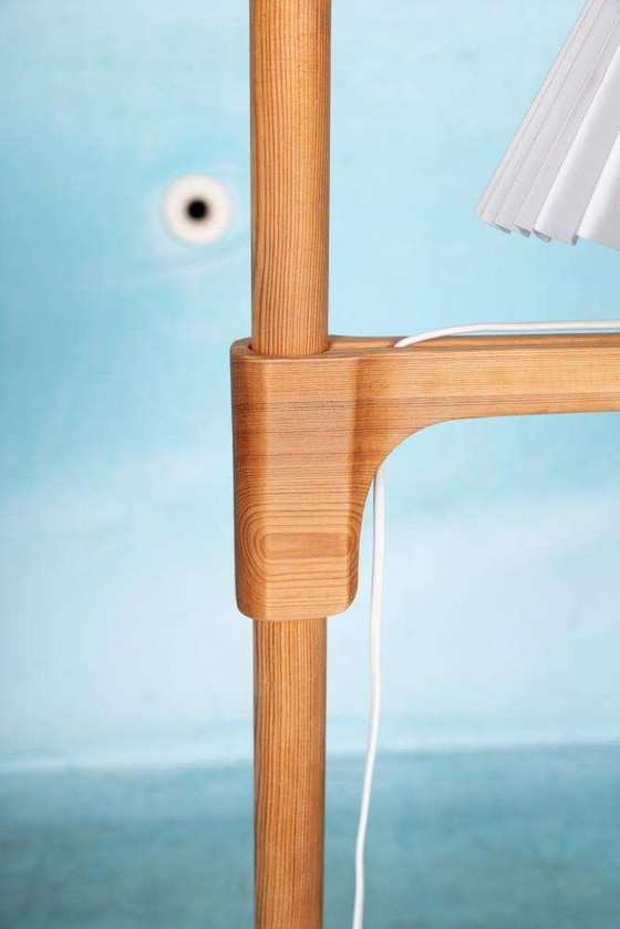 Image 1 of Minimalist Carl Malmsten vloerlamp pine floor lamp Sweden