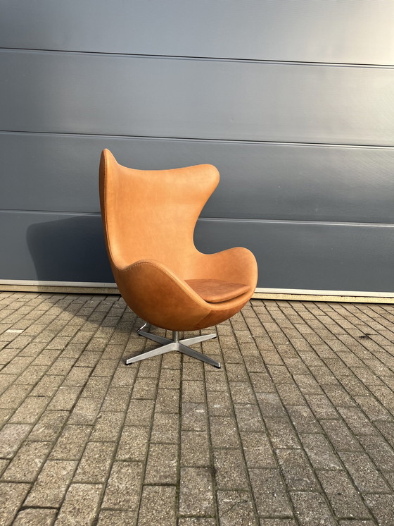 Image 1 of Fritz Hansen Egg Chair In Camel Cognac Leder Als Nieuw!!