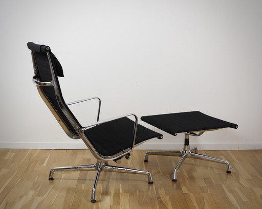 Vitra Eames Alu Stoel Ea 124 En Ea 125 In Hopsack Zwart