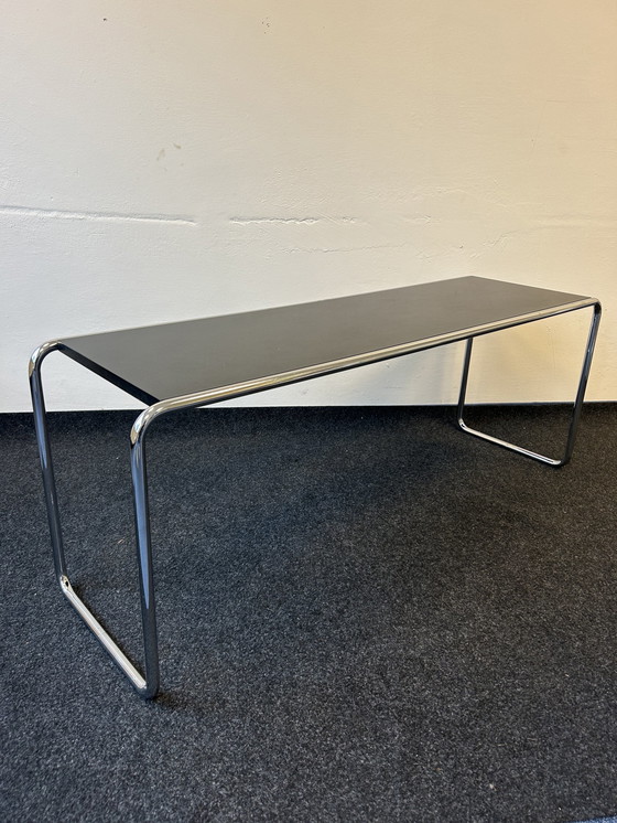 Image 1 of Thonet B10 bijzettafel - Marcel Breuer