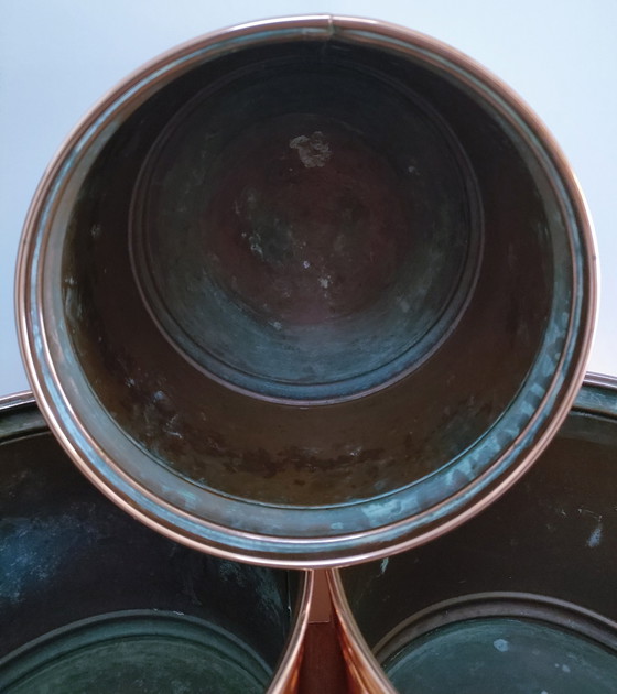 Image 1 of Drie Vintage Cilindrische Koperen Plantenbakken