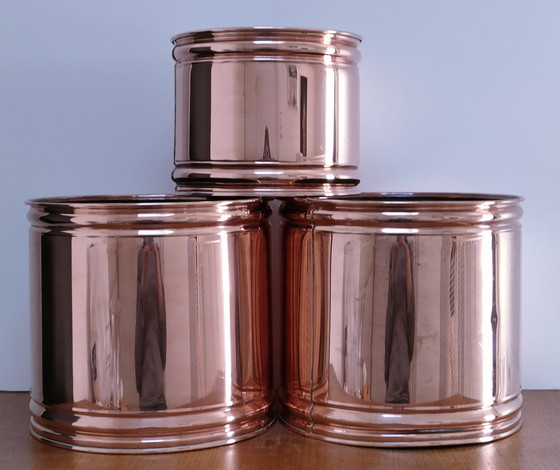 Image 1 of Drie Vintage Cilindrische Koperen Plantenbakken