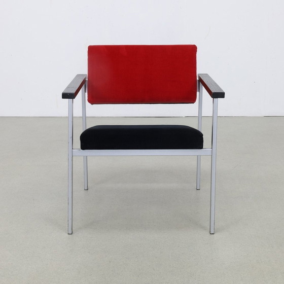 Image 1 of 2X Minimalistische Fauteuil Compact Model, 1960S