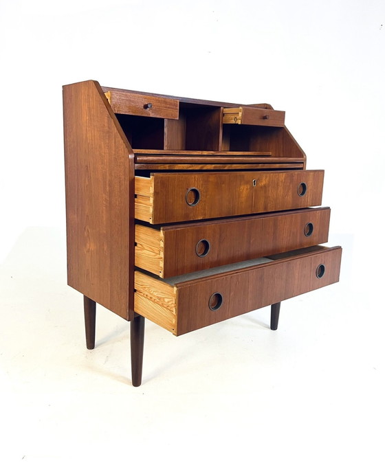 Image 1 of Vintage Deense Secretaire ‘60