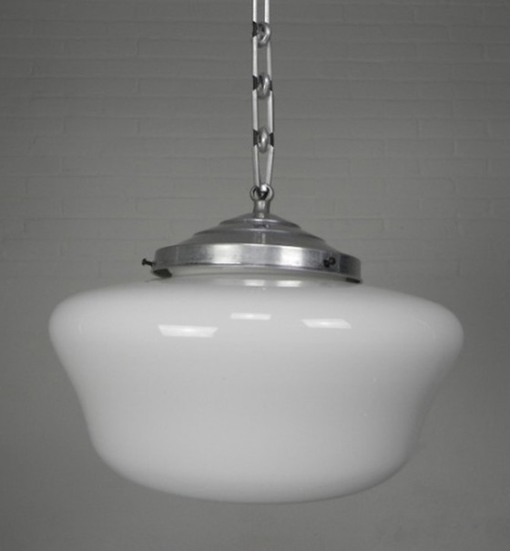 Image 1 of Art Deco hanglamp aan aluminium ketting, jaren 1930