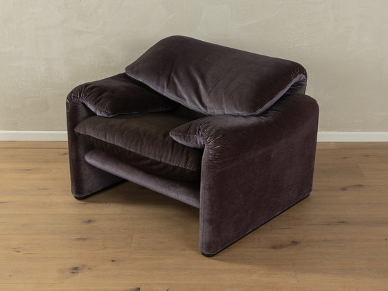 Image 1 of "675 Maralunga" fauteuil en kruk, Vico Magistretti, Cassina