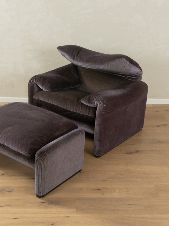 Image 1 of "675 Maralunga" fauteuil en kruk, Vico Magistretti, Cassina