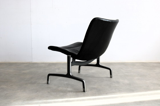 Image 1 of 2X Vintage Jorgen Kastholm 8000 Series Fauteuils