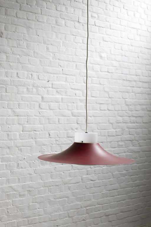 Deense rood metaal en opaal plastic hanglamp, 1960'S