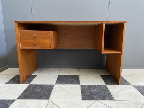 Image 1 of Houten bureau 1960