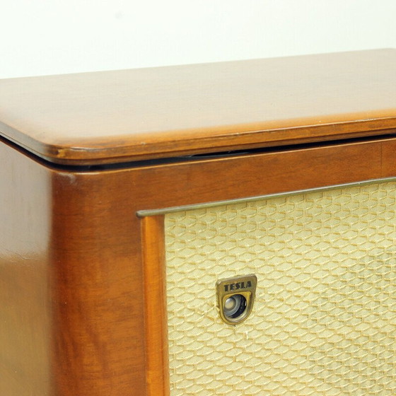 Image 1 of Oude Tesla Dirigent gramoradio, Tsjecho-Slowakije 1956