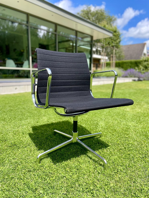 Vitra Ea 108 Hopsak Nero