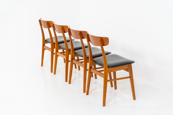 Image 1 of Set van 4 Mosbøl eetkamerstoelen van Findahl (Denemarken, 1960S).