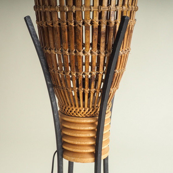 Image 1 of Bamboe en smeedijzeren vloerlamp