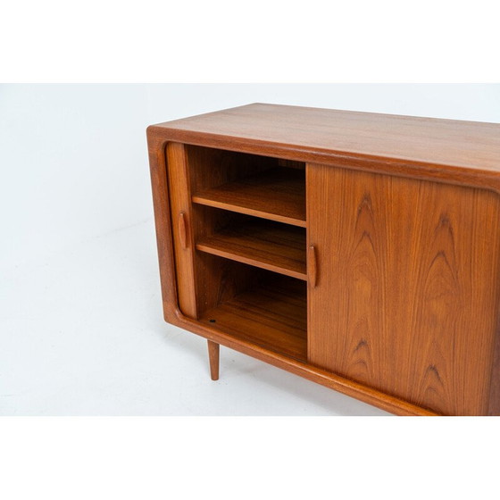 Image 1 of Vintage teakhouten dressoir met jaloeziedeuren van Svend Dyrlund