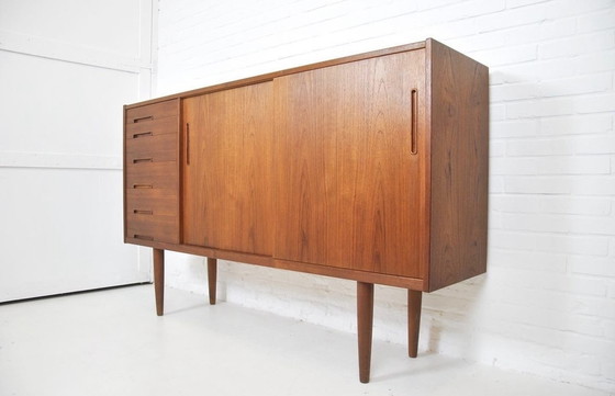 Image 1 of Hugo Troeds door Nils Jonsson sideboard