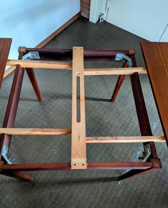 Image 1 of Vintage Deense Uitschuiftafel 80x80 (Max 160cm)