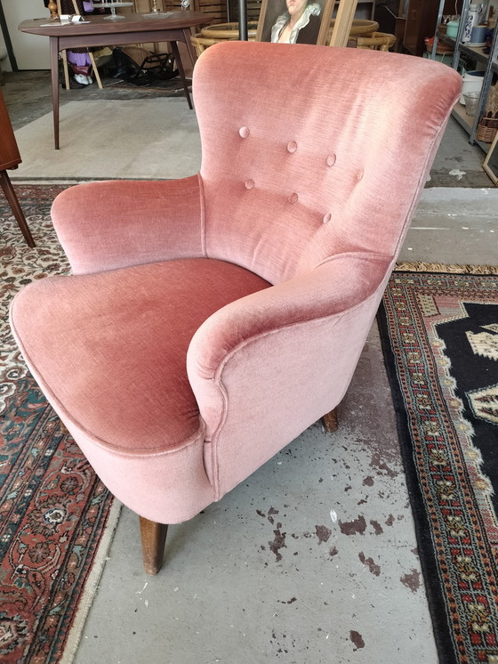 Image 1 of Vintage Artifort Roze Fauteuil  Theo Ruth