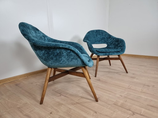 2x Miroslav Navratil Shell Fauteuils