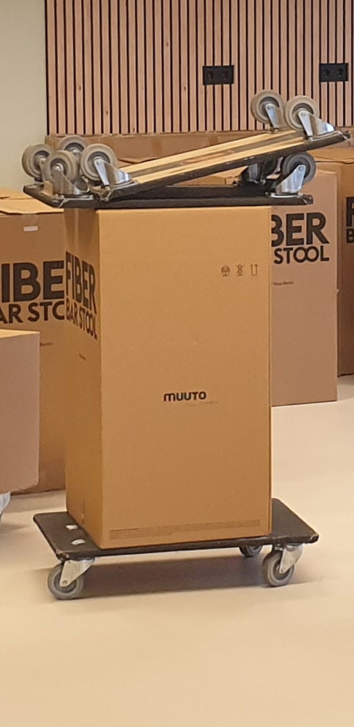 Muuto Fiber Barstool Grijs