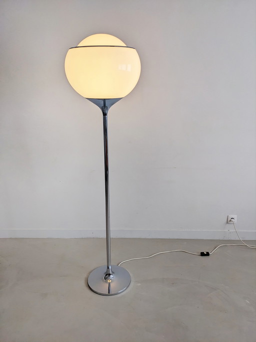 Harvey Guzzini 'Flash' door Studio 6G vloerlamp uit 1960