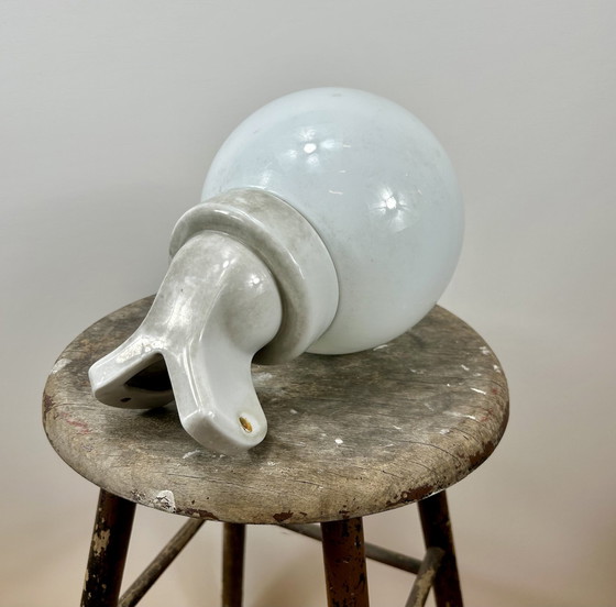 Image 1 of Porseleinen Wanlamp - Hoeklamp - Fabriekslamp