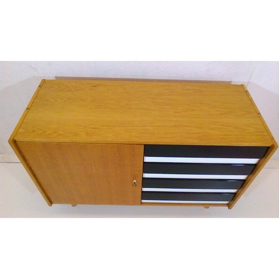 Image 1 of Vintage ladekast in eikenhout van Jiří Jiroutka - jaren 1960