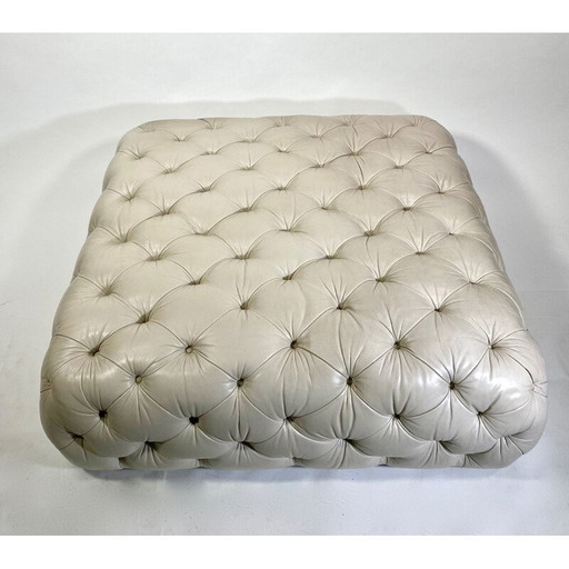 Vintage leren poef van Maison George Smith Newcastel Londen