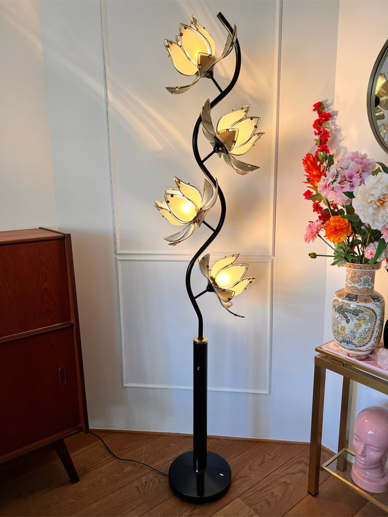 Image 1 of Vintage Lotus vloerlamp