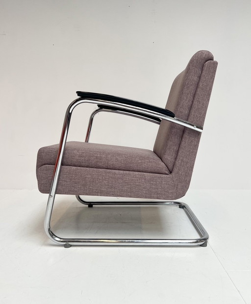 Lavendelkleurige Eminent Fauteuil Van Ahrend De Cirkel, 1950'S